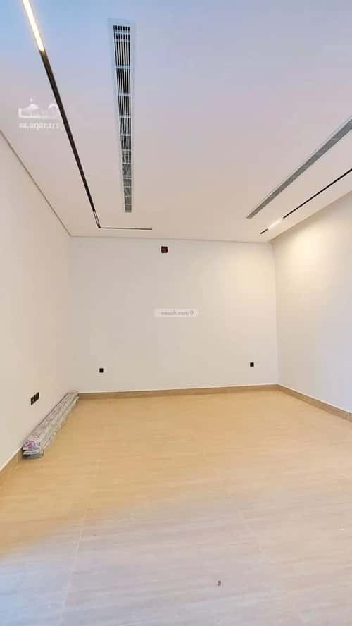 6 bedroom villa in Al Mahdiyyah 4