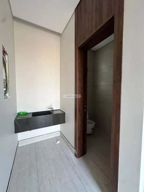 6 bedroom villa in Al Mahdiyyah 13