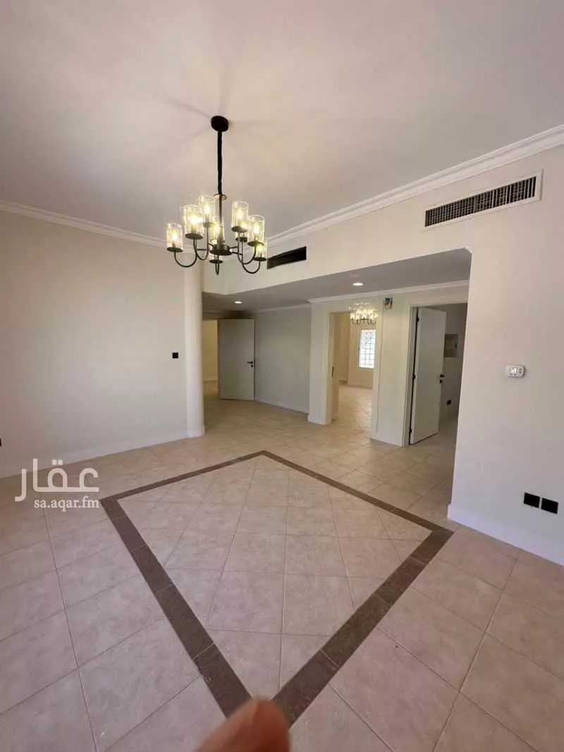 5 bedroom villa in Al Olaya, Riyadh 11