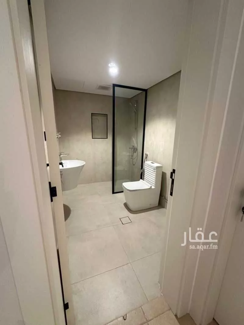 5 bedroom villa in Al Olaya, Riyadh 19