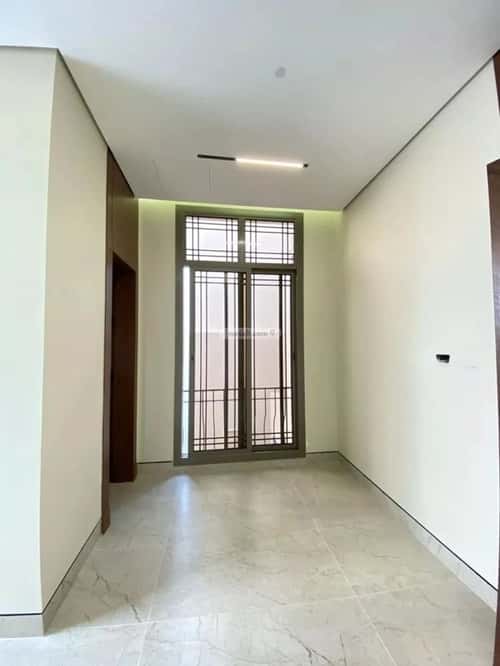 6 bedroom villa in Al Mahdiyyah 2