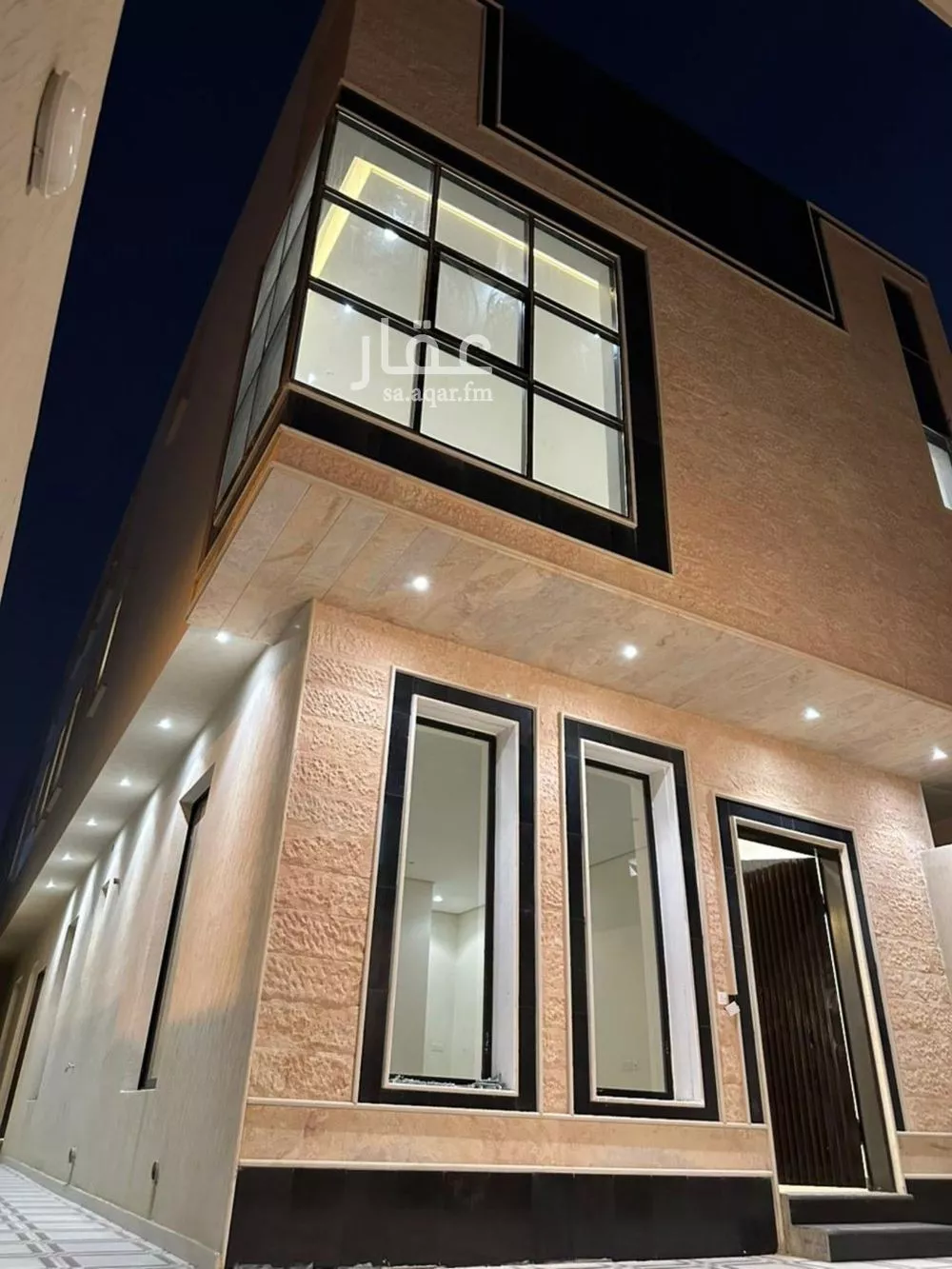 8 bedroom villa in Ash Sharq, Riyadh 15