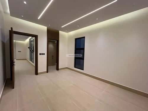 5 bedroom villa in Al Mahdiyyah 3