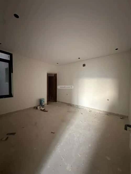 5 bedroom villa in Al Mahdiyyah 6