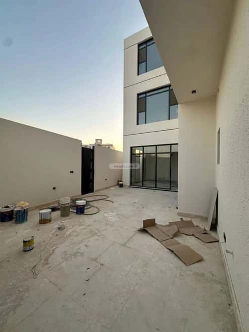 5 bedroom villa in Al Mahdiyyah 5