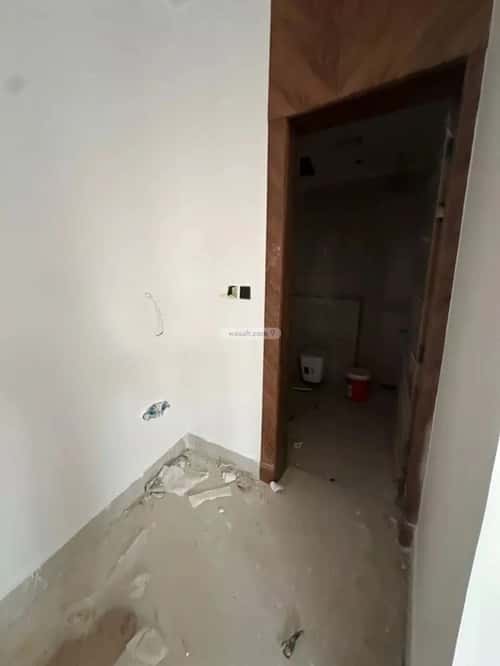5 bedroom villa in Al Mahdiyyah 3