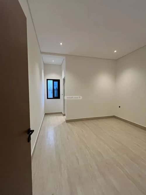 6 bedroom villa in Al Mahdiyyah 2