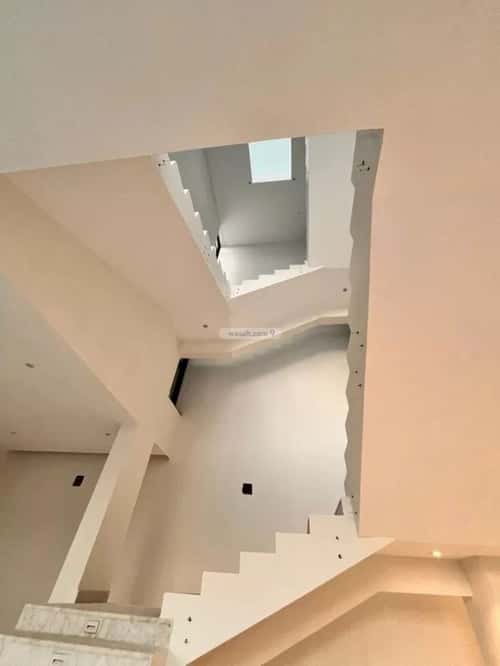 4 bedroom villa in Al Mahdiyyah 2