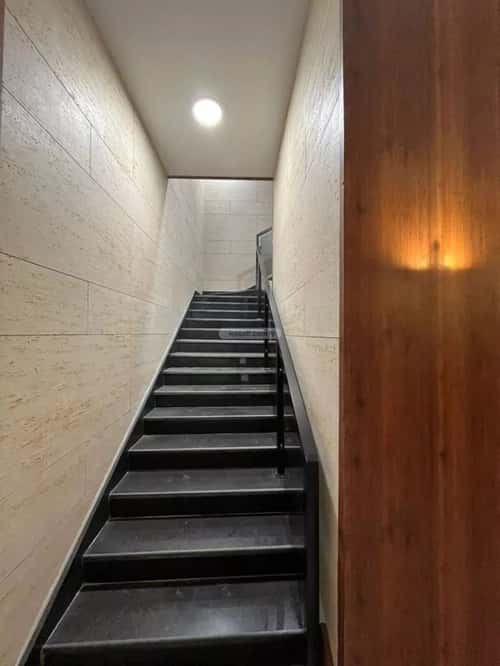 4 bedroom apartment in Al Mahdiyyah 3