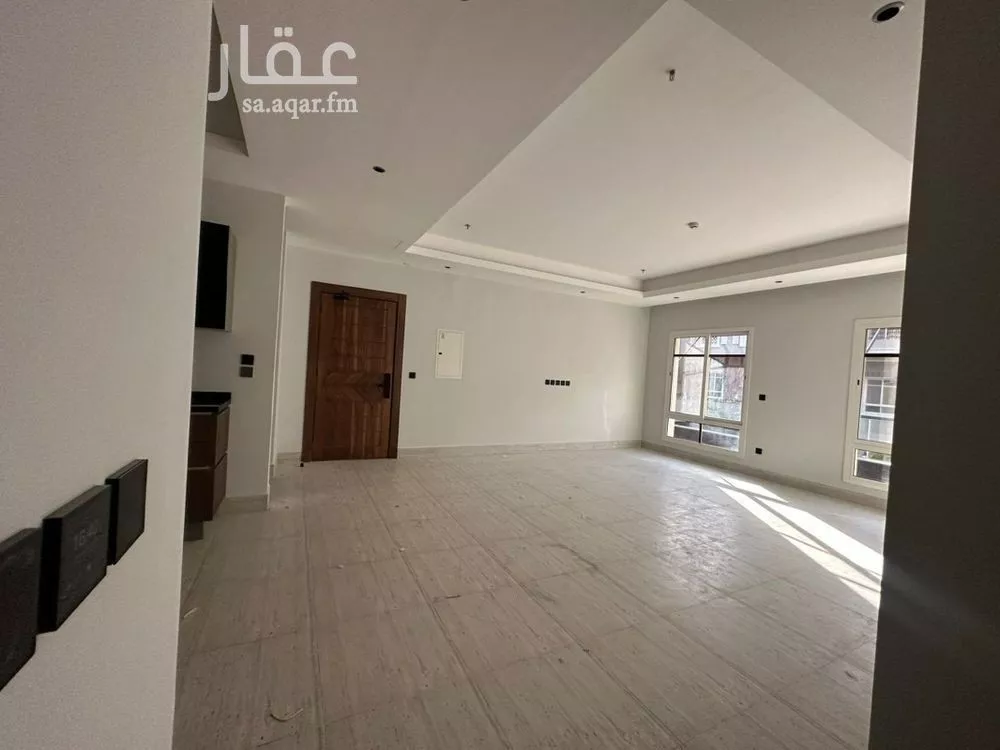 3 bedroom apartment in King Abdul Aziz, Riyadh 13