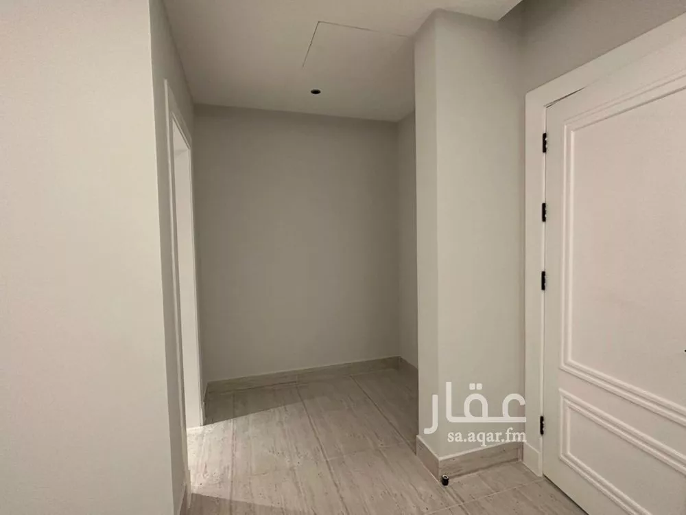 3 bedroom apartment in King Abdul Aziz, Riyadh 14