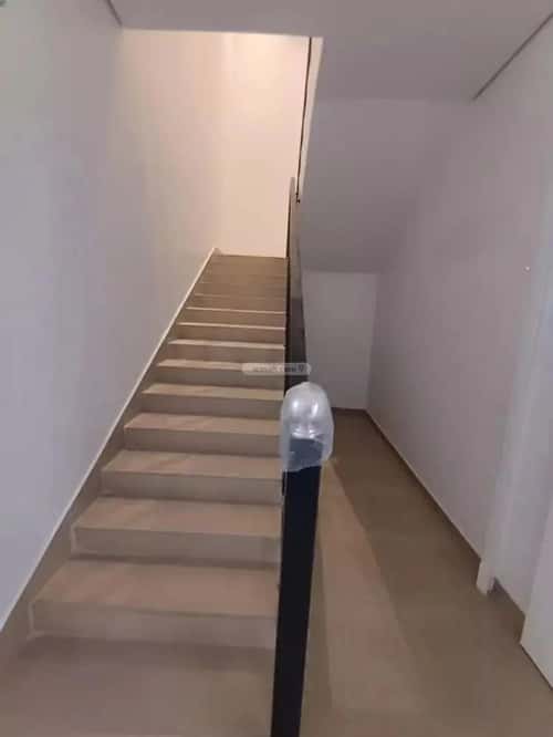 6 bedroom floor in Al Hazm 1