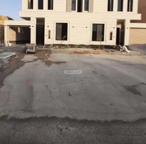 5 bedroom villa in Dhahrat Laban 3