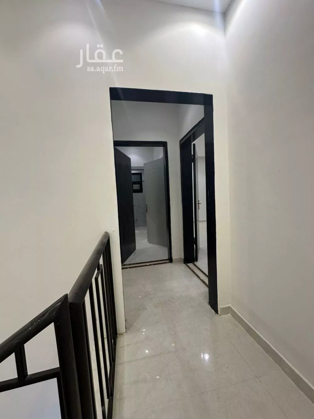 فيلا 8 غرف في الشرق 26
