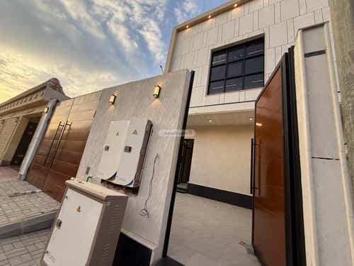 5 bedroom floor in Al Munsiyah 2