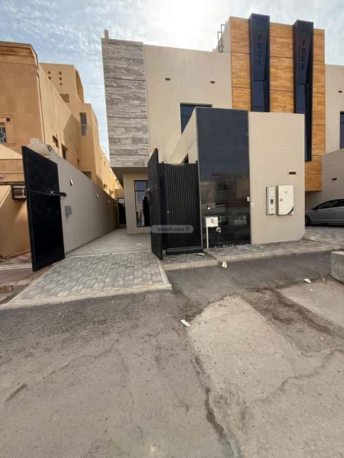 4 bedroom floor in Qurtubah 1