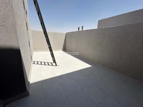 5 bedroom villa in Al Janadriyah 2