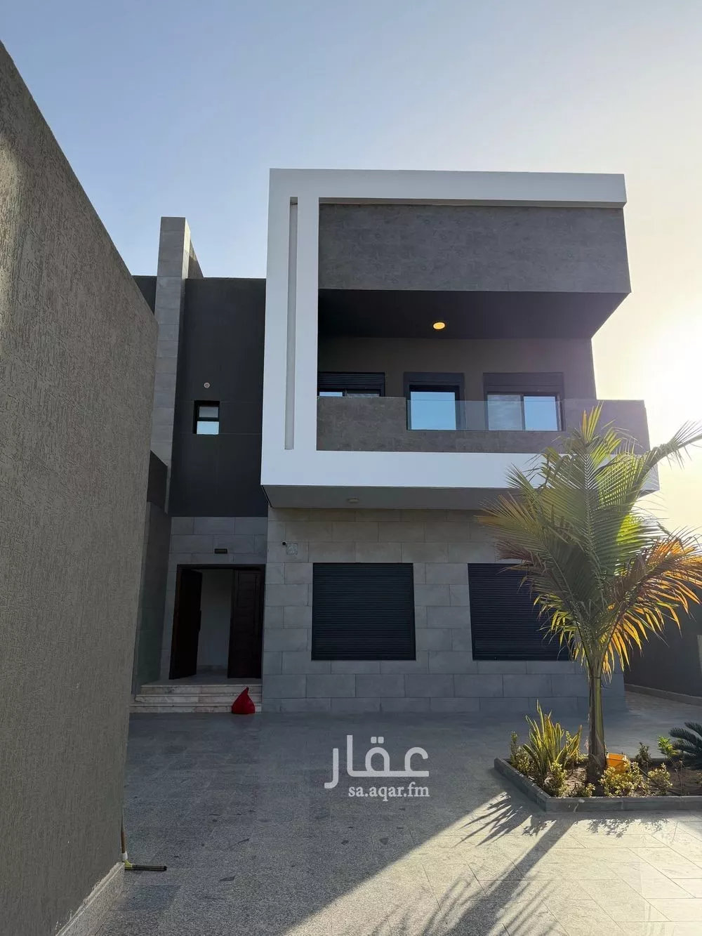 5 bedroom villa in Az Zomorod 2