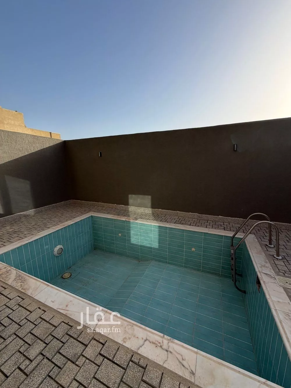 5 bedroom villa in Az Zomorod 4