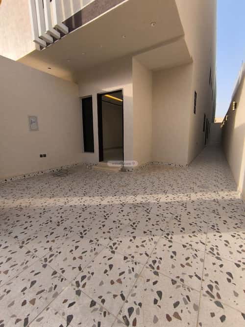 5 bedroom apartment in Badr 5