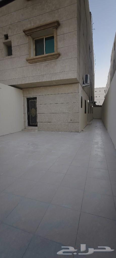 4 bedroom apartment in Ash Shulah, Eastern Province 2