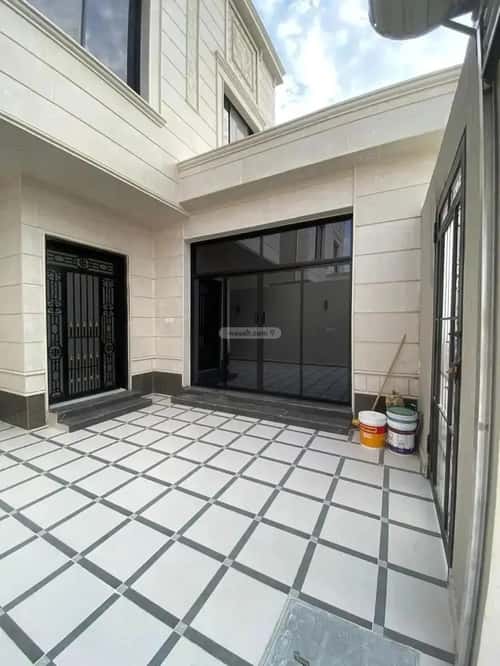 6 bedroom floor in Taibah 3