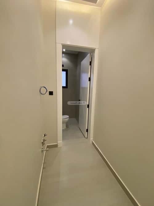 5 bedroom floor in Al Janadriyah 7