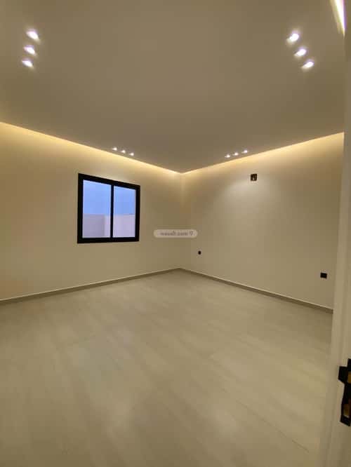5 bedroom floor in Al Janadriyah 9