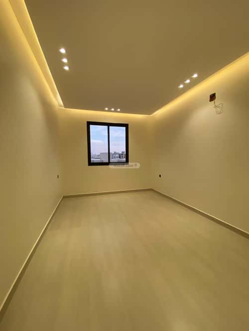 5 bedroom floor in Al Janadriyah 2