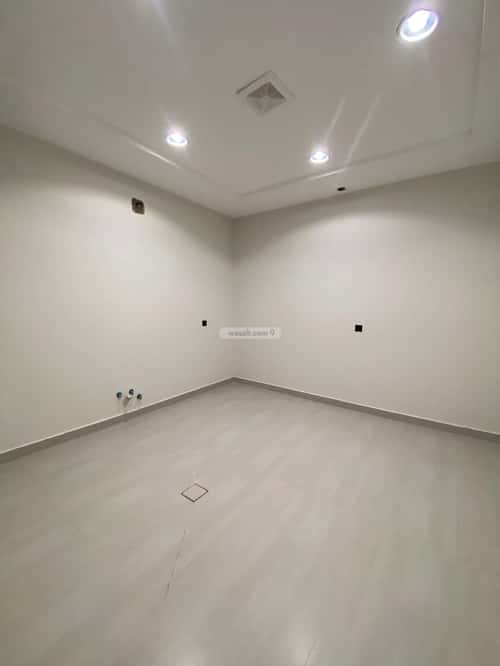 5 bedroom floor in Al Janadriyah 4
