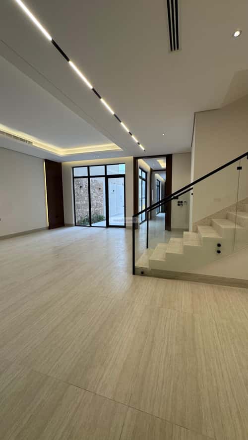 5 bedroom villa in Al Mahdiyyah 14
