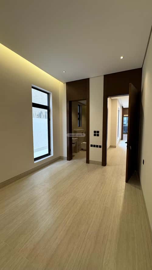 5 bedroom villa in Al Mahdiyyah 17
