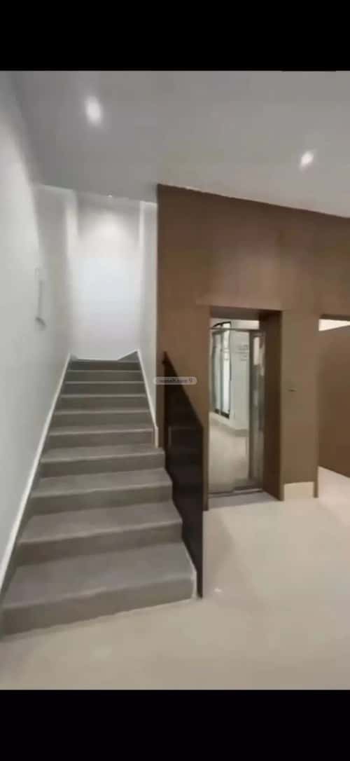 6 bedroom villa in Al Mahdiyyah 3