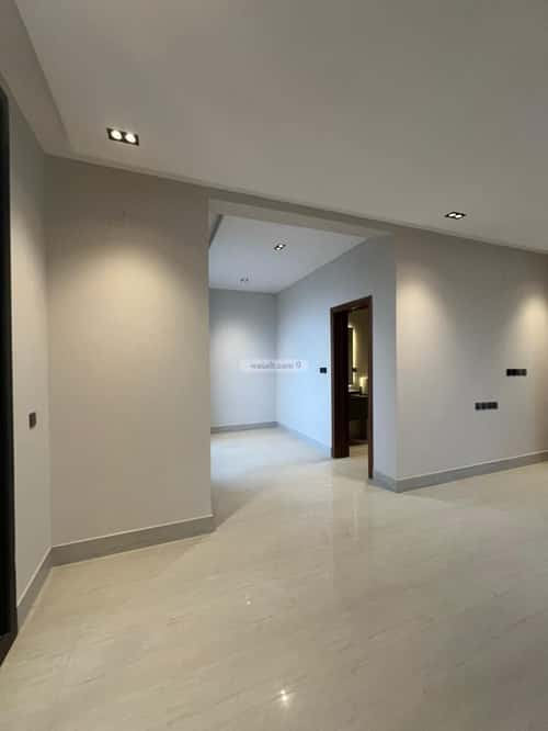 5 bedroom villa in Al Mahdiyyah 8