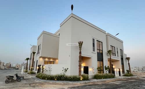 6 bedroom villa in Al Mahdiyyah 12