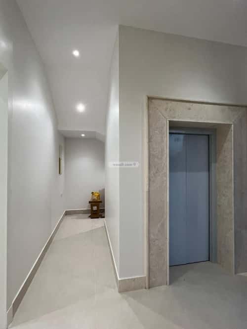 6 bedroom villa in Al Mahdiyyah 3