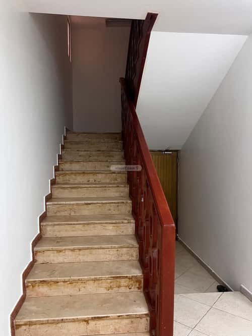 4 bedroom villa in Al Rabwa, Riyadh 18