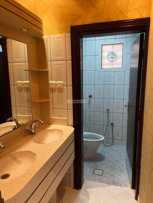 4 bedroom villa in Al Rabwa, Riyadh 13