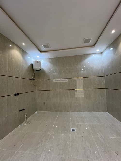 5 bedroom floor in Badr 2