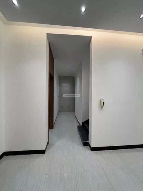 5 bedroom villa in Al Mahdiyyah 2