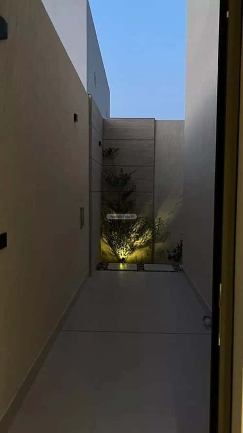 5 bedroom villa in Al Mahdiyyah 4