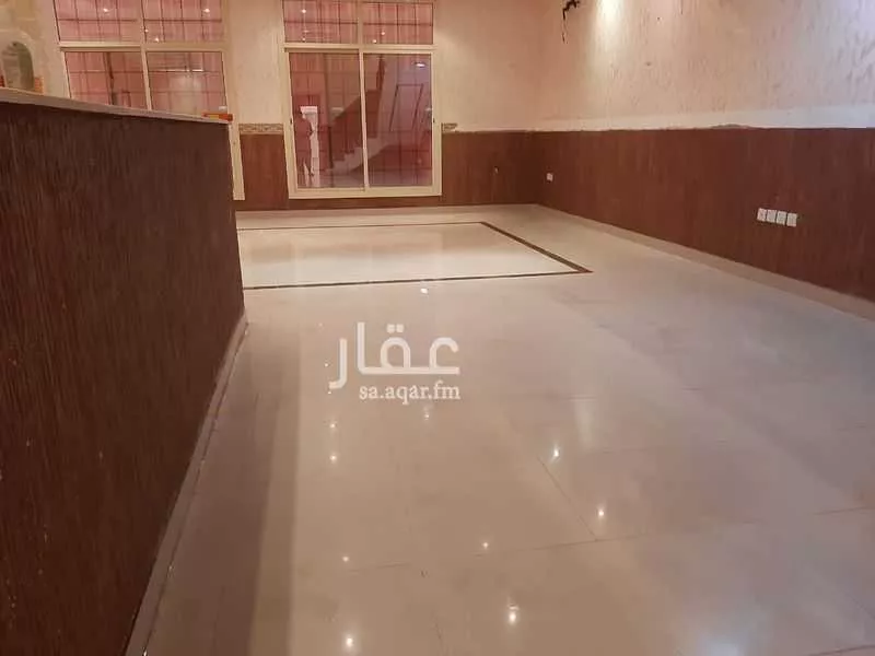 فيلا 7 غرف في طيبة 16