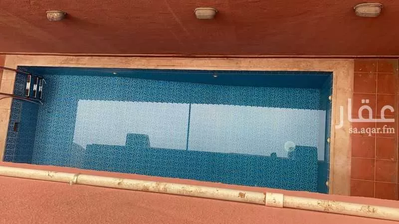 فيلا 7 غرف في طيبة 8