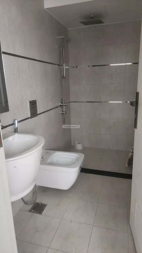 4 bedroom villa in Al Sulaimaniyyah, Riyadh 15