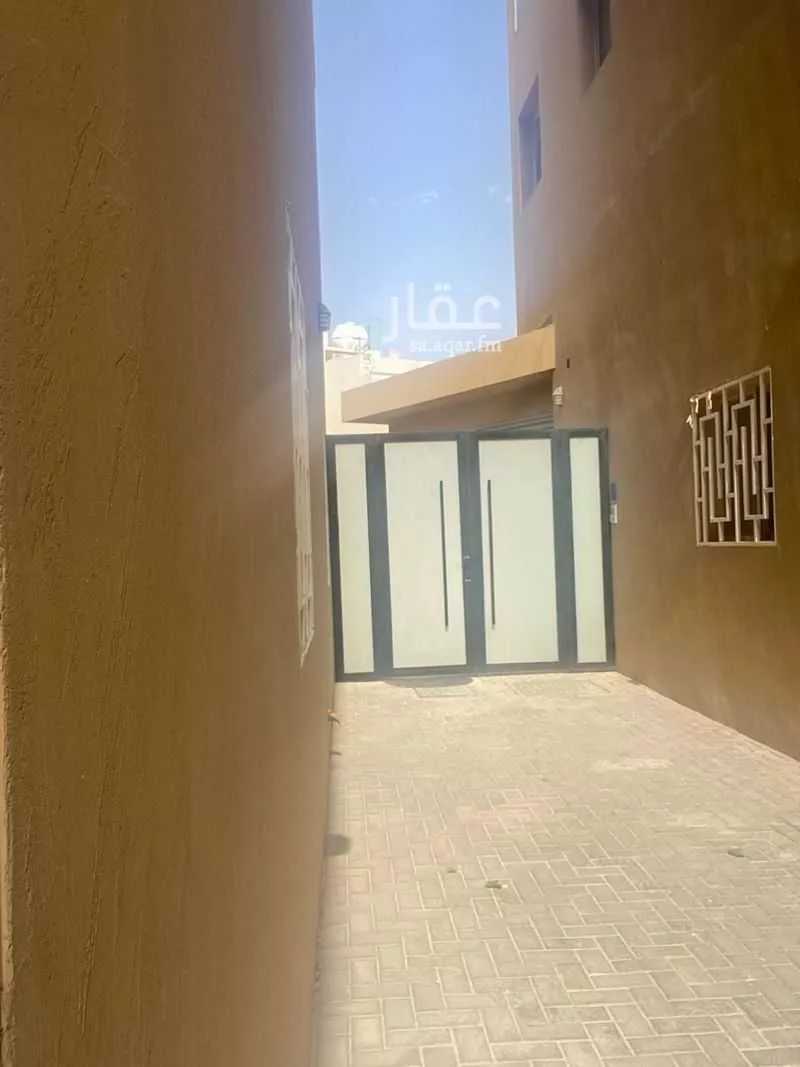 شقة 3 غرف في الملقا 9