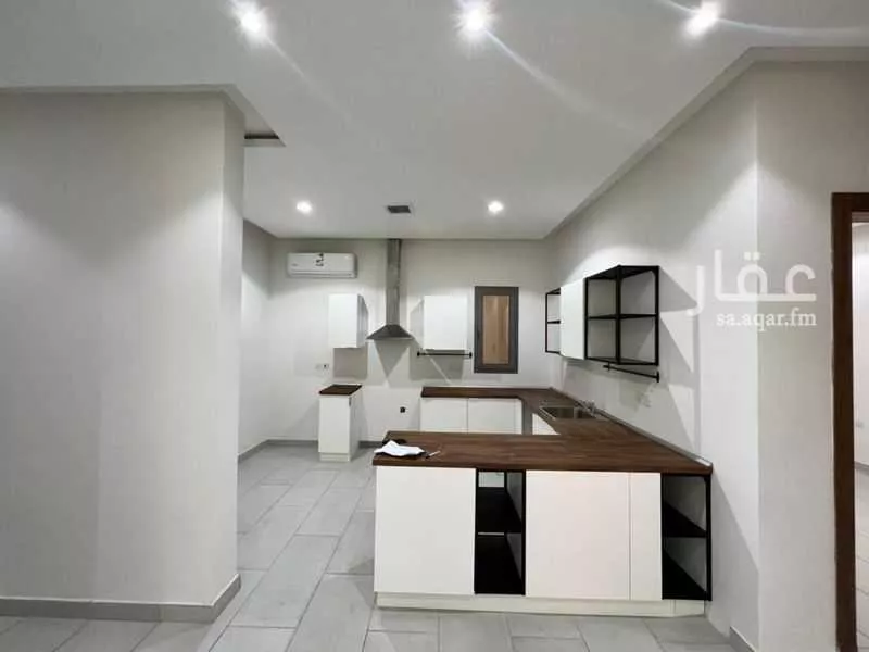 4 bedroom apartment in Qurtubah 4