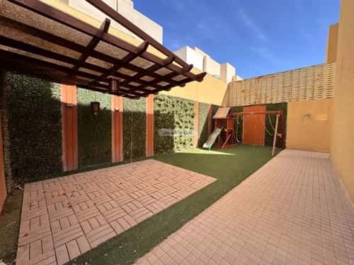 4 bedroom villa in Al Yasmin 2