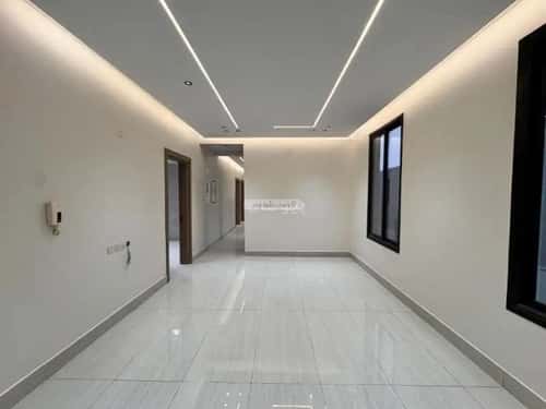 4 bedroom floor in Al Janadriyah 10