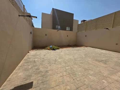 4 bedroom villa in Al Rimal 5