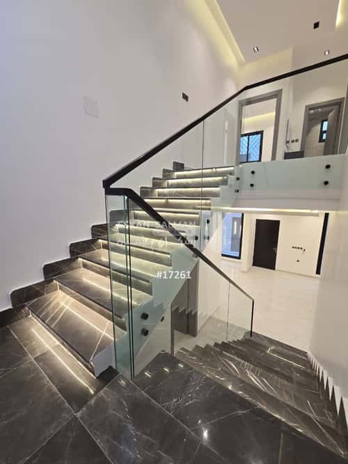 7 bedroom apartment in Al Maizilah 1